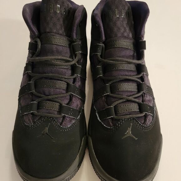 JORDAN  GRADE  SCHOOL BOYS' MAX AURA SNEAKER BOOT - Picture 15 of 16